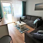 Lägenhet Blizej Morza Luxury Kołobrzeg